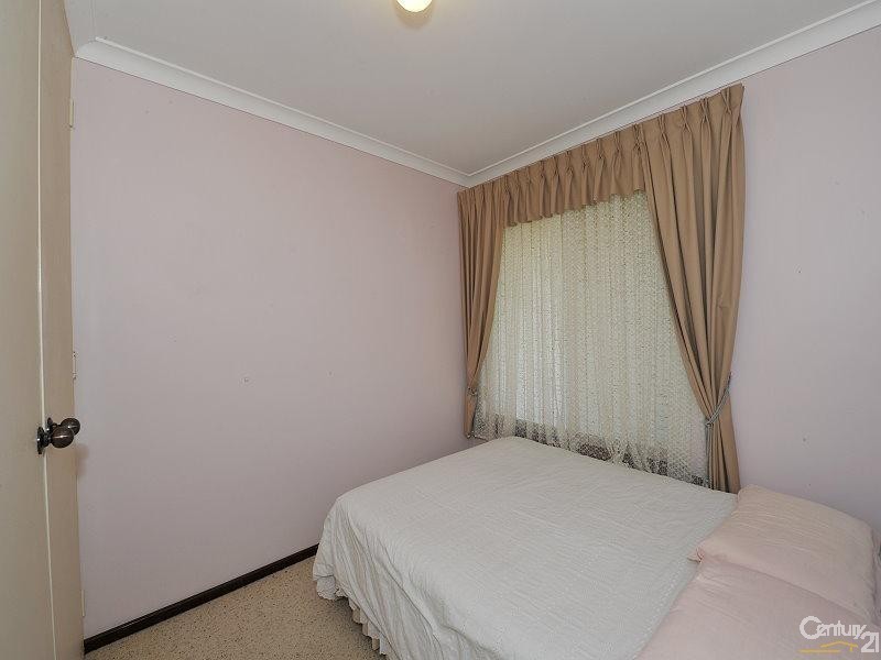 11 Denham Street, Dudley Park WA 6210