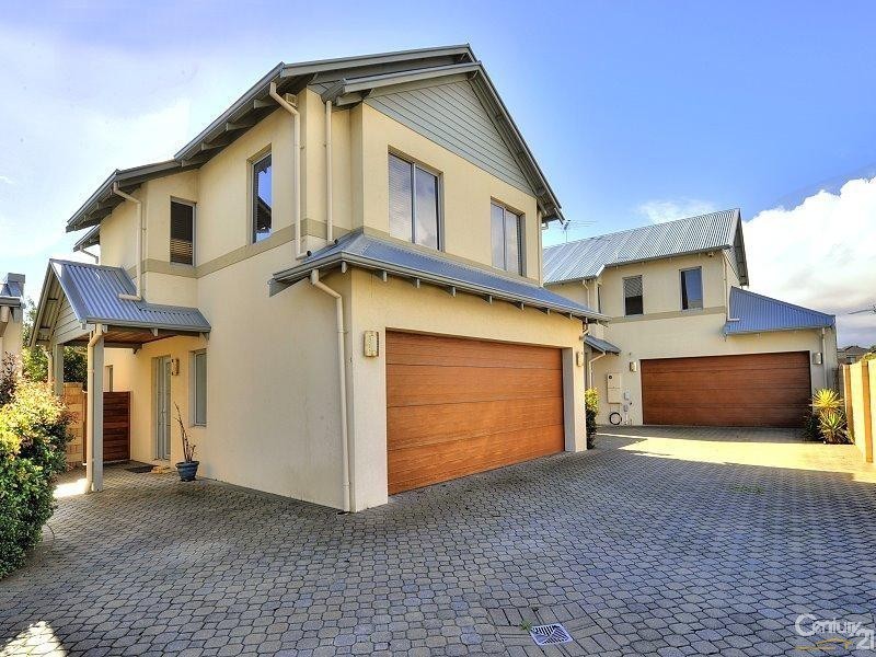 3/4 Stewart Street, Mandurah WA 6210