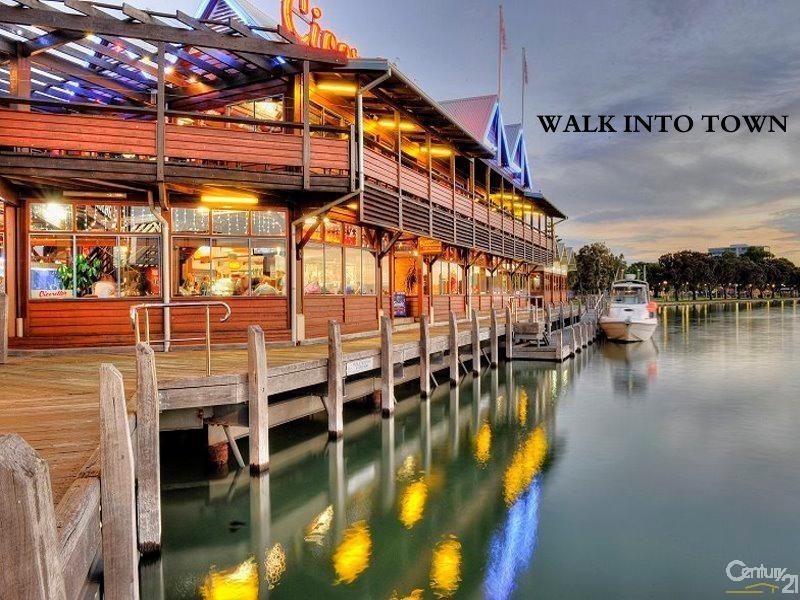 3/4 Stewart Street, Mandurah WA 6210