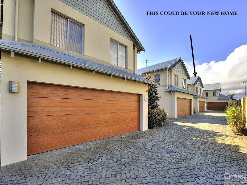 3/4 Stewart Street, Mandurah WA 6210