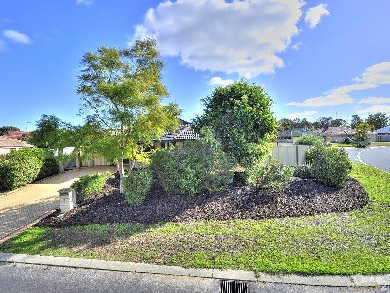 14 Sunderland Close, Greenfields WA 6210