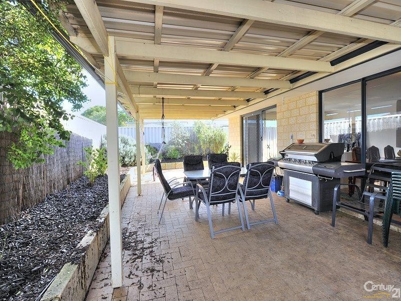 14 Sunderland Close, Greenfields WA 6210