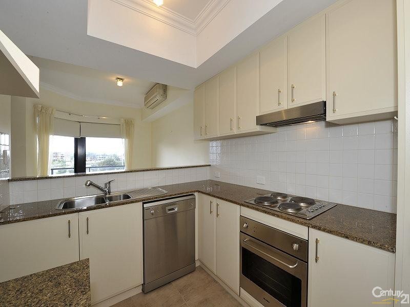 32/37 Dolphin Drive, Mandurah WA 6210