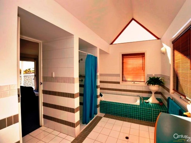 13 Selene Way, San Remo WA 6210