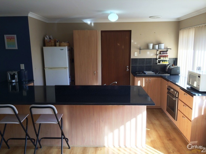 9 Fremont Crescent, Secret Harbour WA 6173