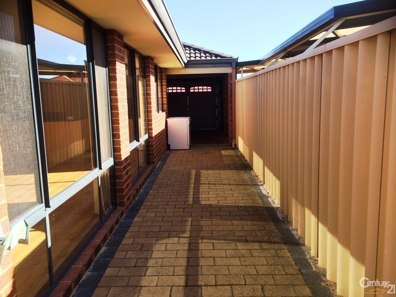 9 Fremont Crescent, Secret Harbour WA 6173