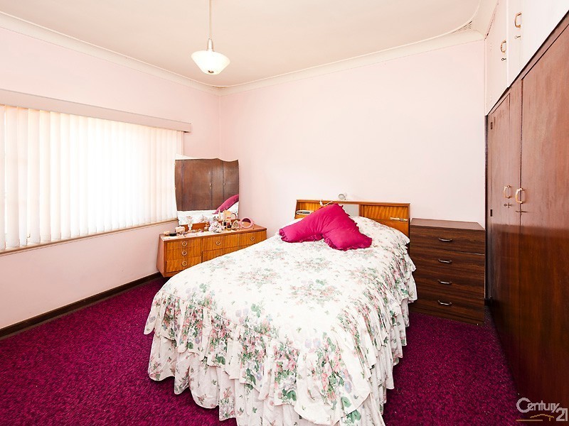 69 Tuckey Street, Mandurah WA 6210