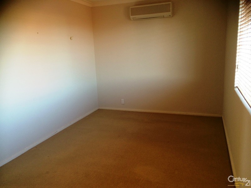 6/8 Creery Street, Dudley Park WA 6210