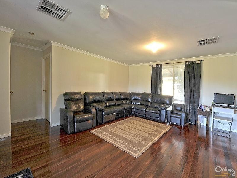 73 Ibis Retreat, Stake Hill WA 6181