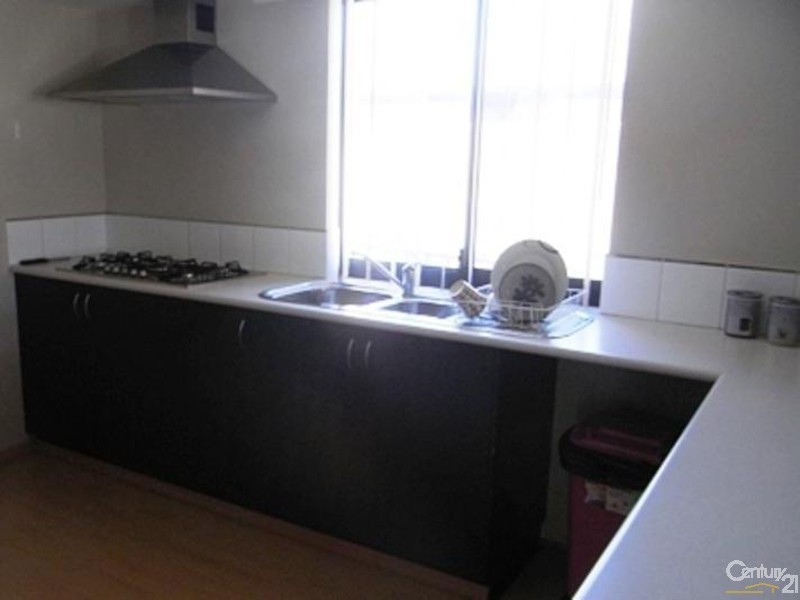 3 Adela Bend, Lakelands WA 6180