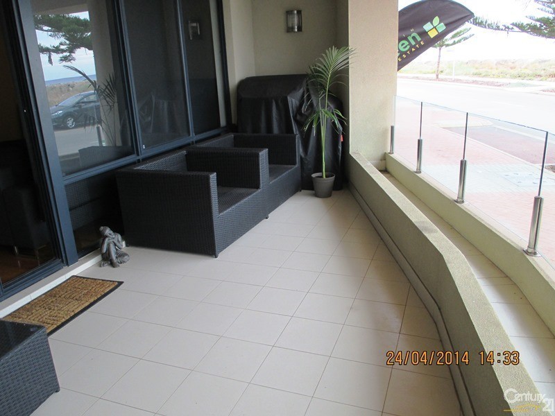 2/51 Breakwater Parade, Mandurah WA 6210