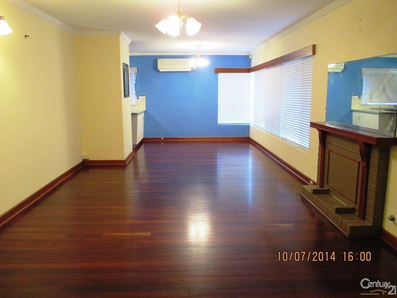 32 Peel Street, Mandurah WA 6210