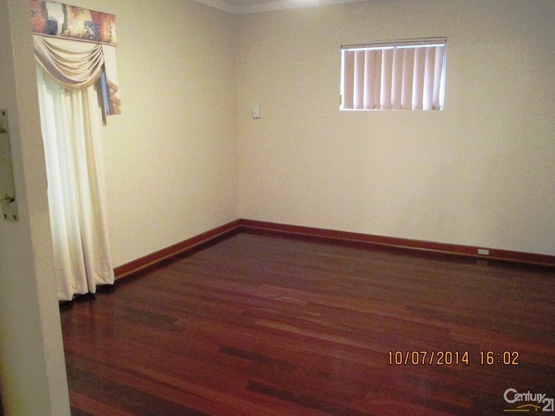 32 Peel Street, Mandurah WA 6210