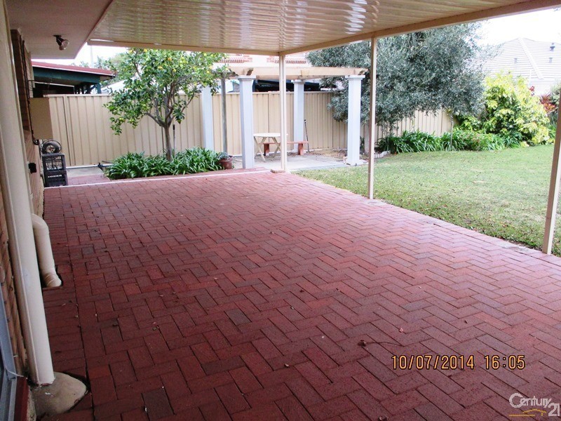 32 Peel Street, Mandurah WA 6210