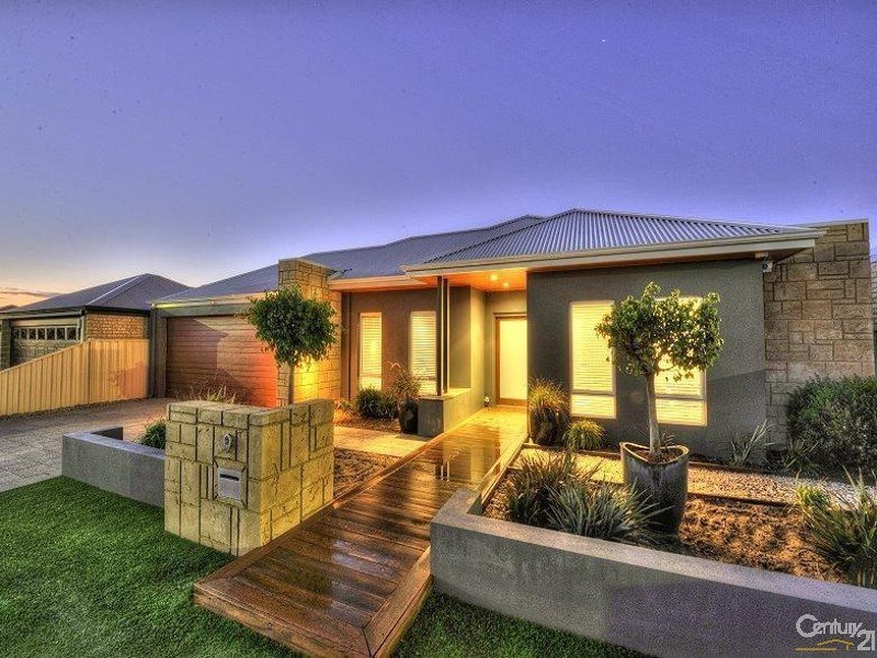 9 Coquette Pass, Dudley Park WA 6210