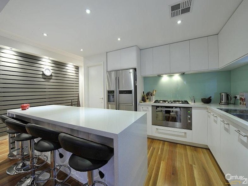 9 Coquette Pass, Dudley Park WA 6210