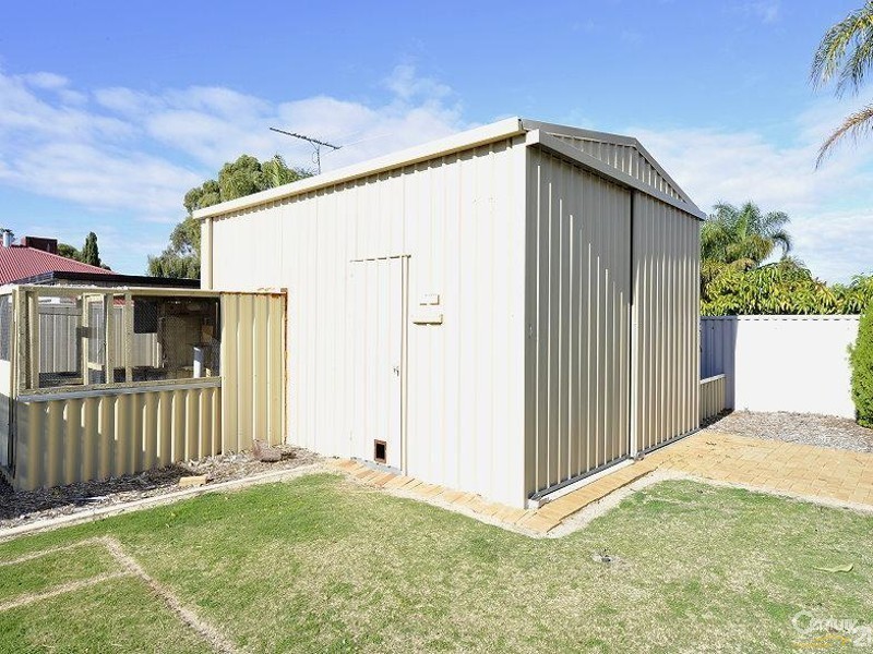 11 Hovea Place, Coodanup WA 6210