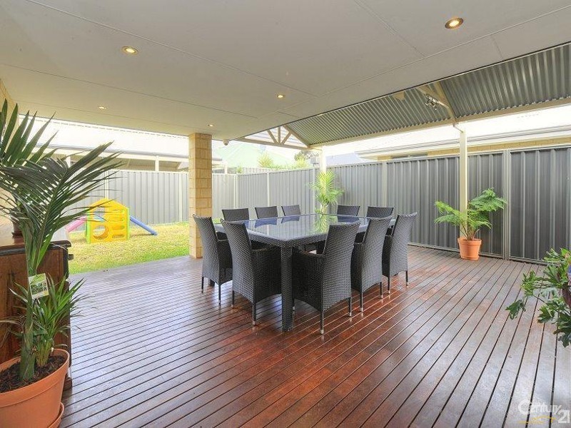 10 Helena Way, Pinjarra WA 6208