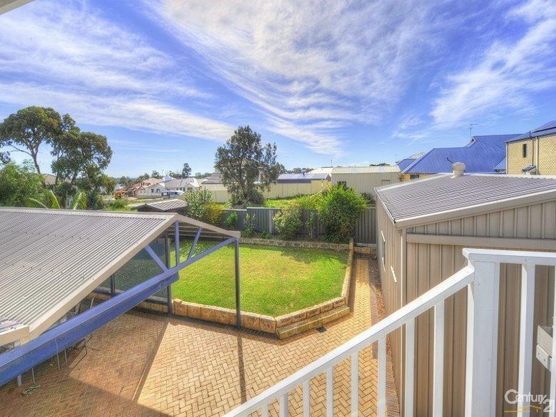 16 Albany Drive, Dawesville WA 6211