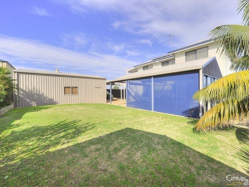 16 Albany Drive, Dawesville WA 6211