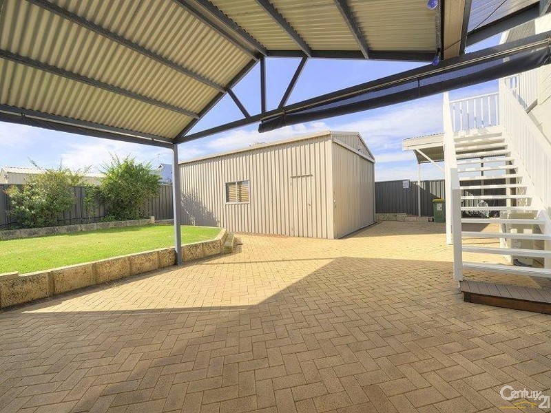 16 Albany Drive, Dawesville WA 6211