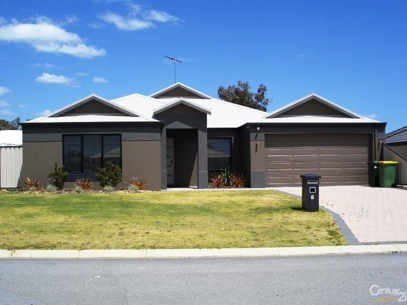 8 Philmont Way, Meadow Springs WA 6210