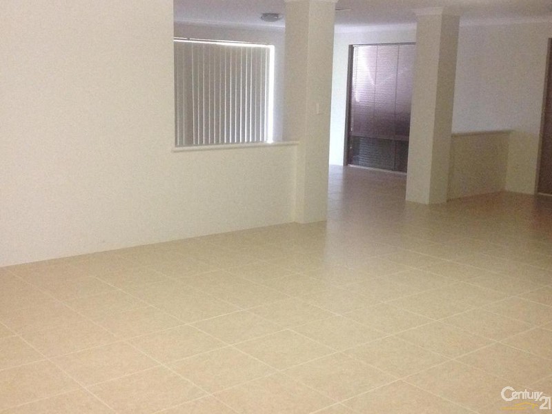 19 Camden Way, Meadow Springs WA 6210