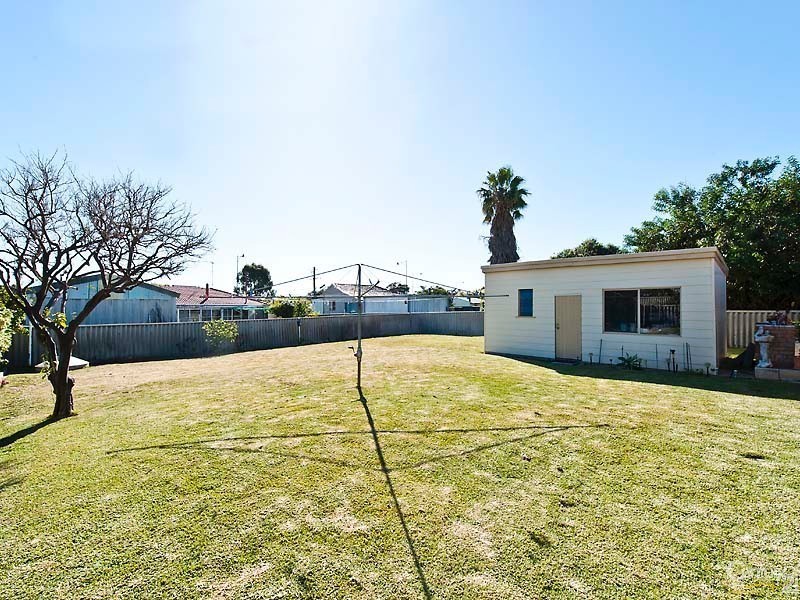 24 Forward Street, Mandurah WA 6210