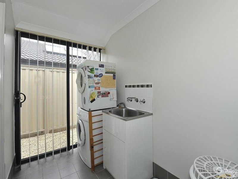 6 Kelso Lane, Greenfields WA 6210