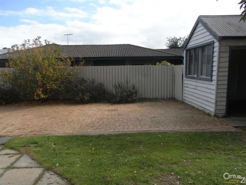 28 Gibson Street, Mandurah WA 6210