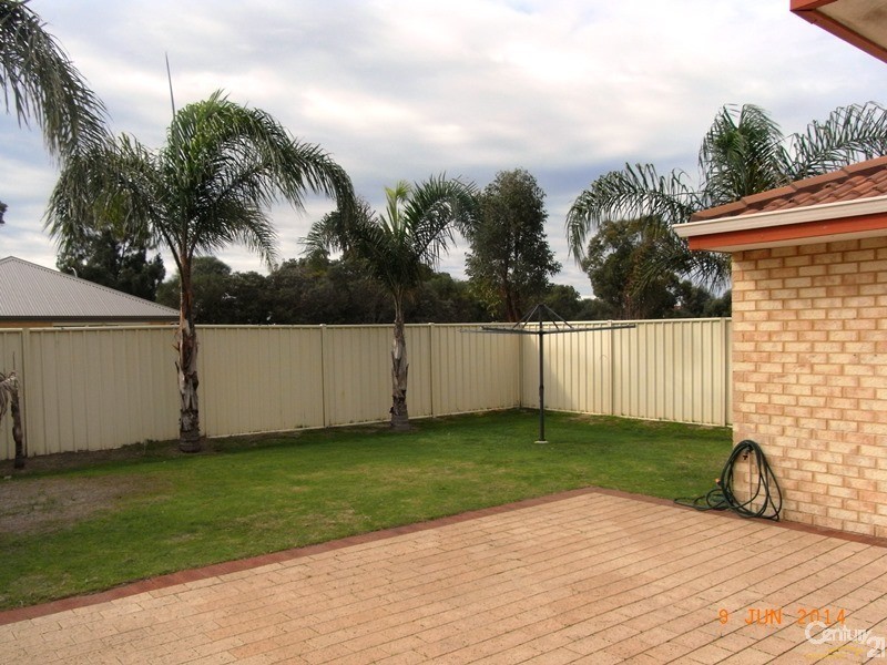 36B Pentland Crescent, Dudley Park WA 6210