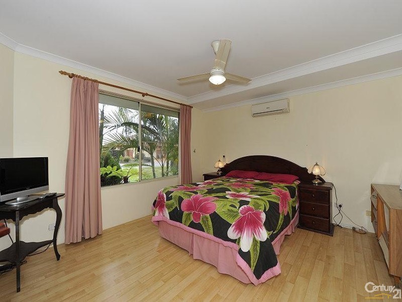 11 Lapwing Road, Coodanup WA 6210