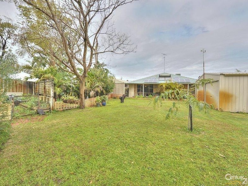 11 Lapwing Road, Coodanup WA 6210