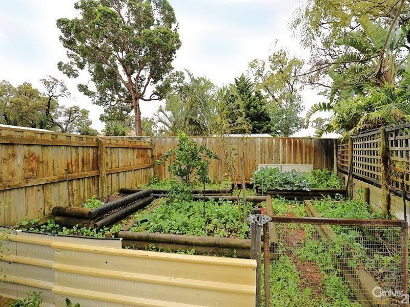 11 Lapwing Road, Coodanup WA 6210