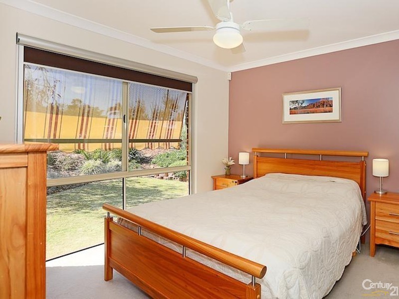 14 Rosebud Place, Halls Head WA 6210