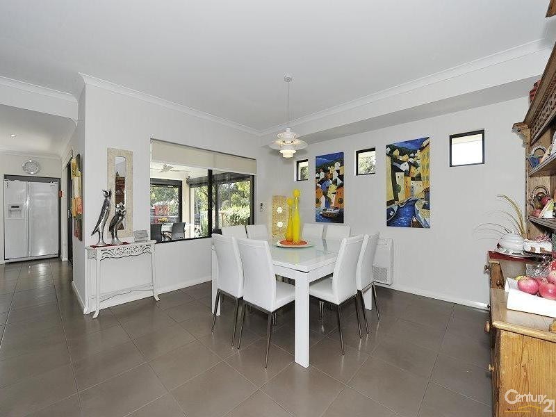 1 Summer Drive, Dawesville WA 6211