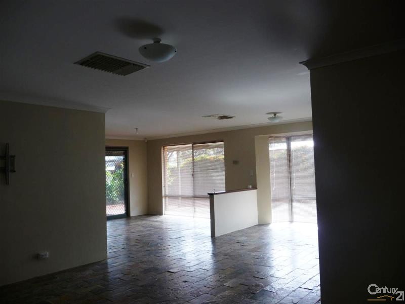 9 Kalgan Retreat, Greenfields WA 6210