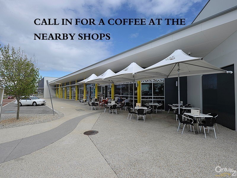 10 Cruentas Way, Halls Head WA 6210