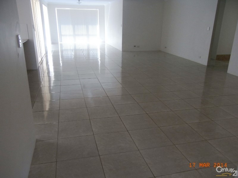 16 Albina Chase, Lakelands WA 6180