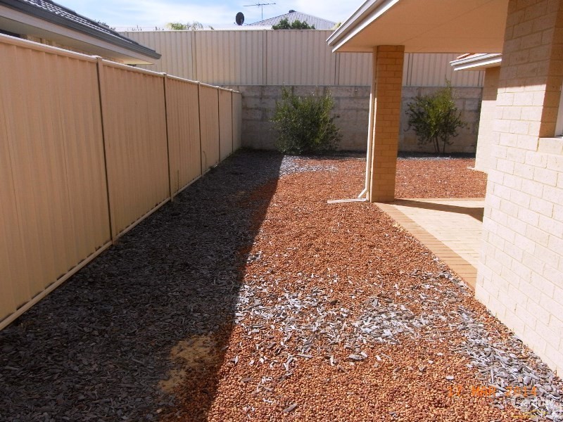 16 Albina Chase, Lakelands WA 6180