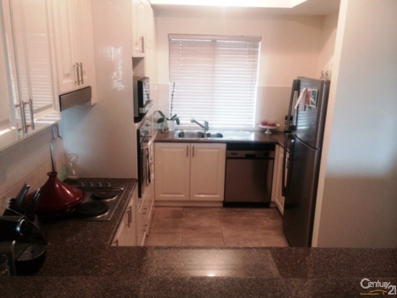 33/37 Dolphin Drive, Mandurah WA 6210