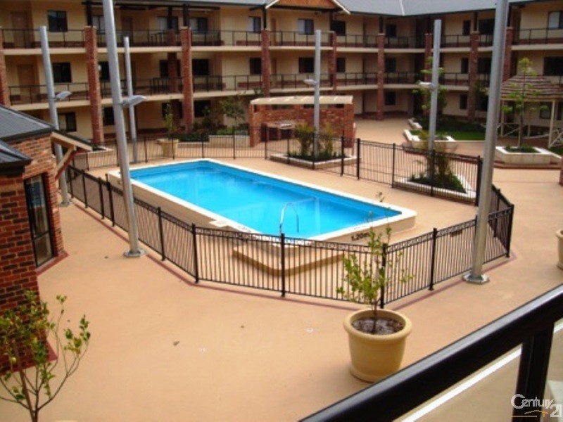 33/37 Dolphin Drive, Mandurah WA 6210