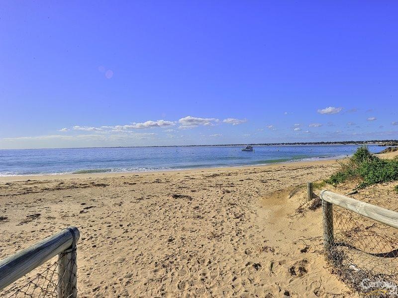 25b Valley Road, Halls Head WA 6210