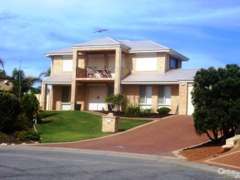 7 Poivre Place, San Remo WA 6210