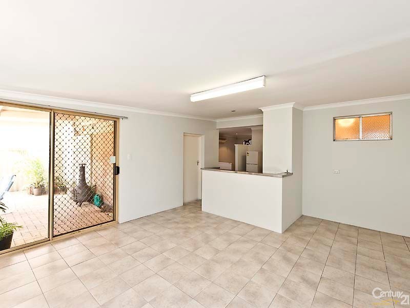 18 Kallang Road, Coodanup WA 6210