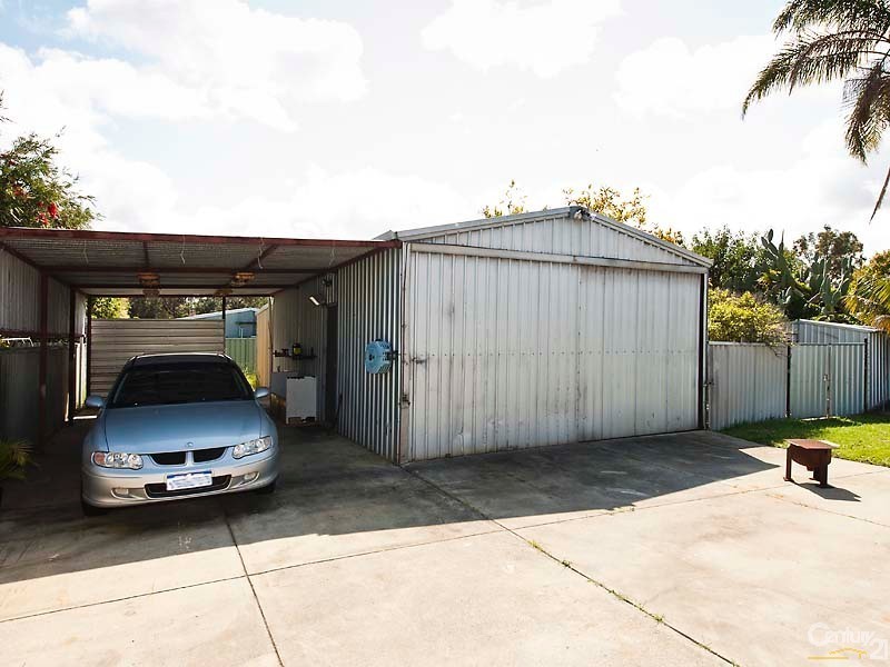 18 Kallang Road, Coodanup WA 6210