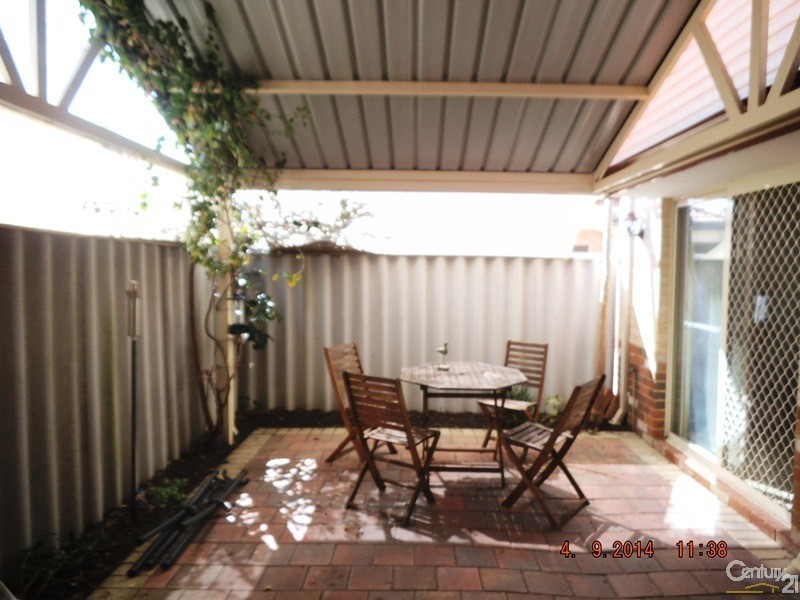 3/6 Day Road, Mandurah WA 6210