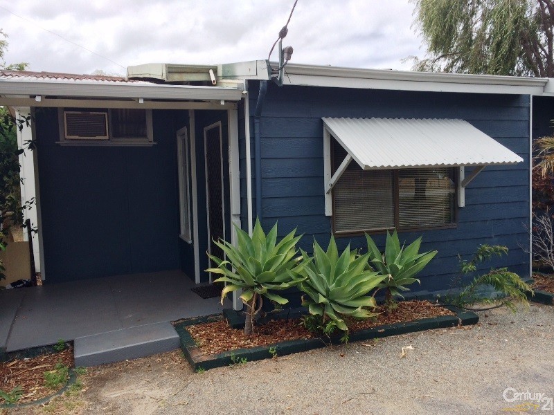 11 Cox Street, Mandurah WA 6210