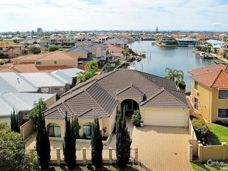 26 Santavea Mews, Halls Head WA 6210