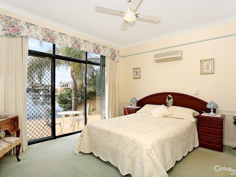 26 Santavea Mews, Halls Head WA 6210